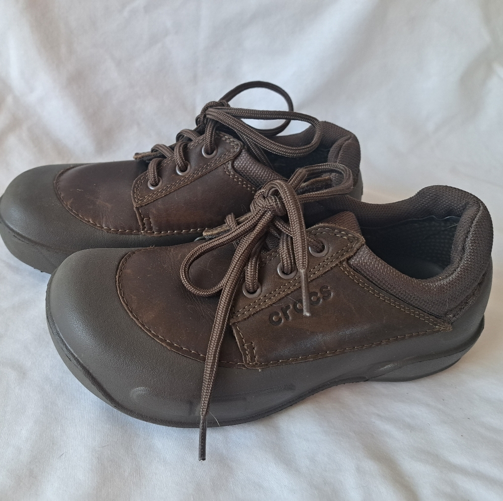 Crocs size 8